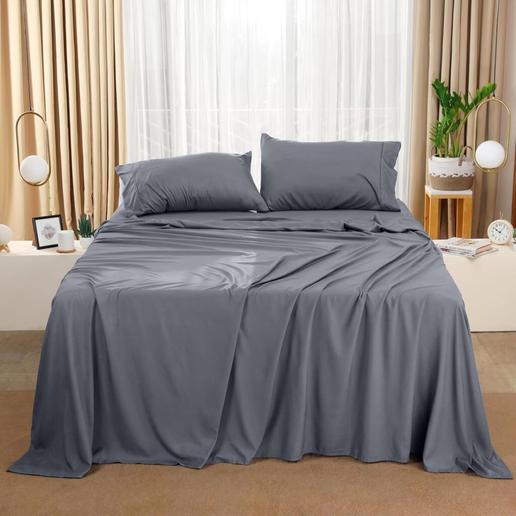 Utopia Bedding Queen Sheet Set – 4 Piece Bed Sheets for Queen Size Bed, Soft and Breathable Microfiber, Includes 1 Fitted Sheet, 1 Flat Sheet and 2 Pillowcases